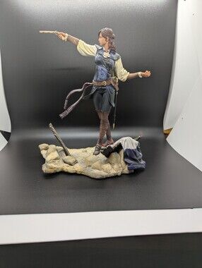 Assassins Creed Unity Elise The Fiery Templar Statue Collectible, Missing Sword